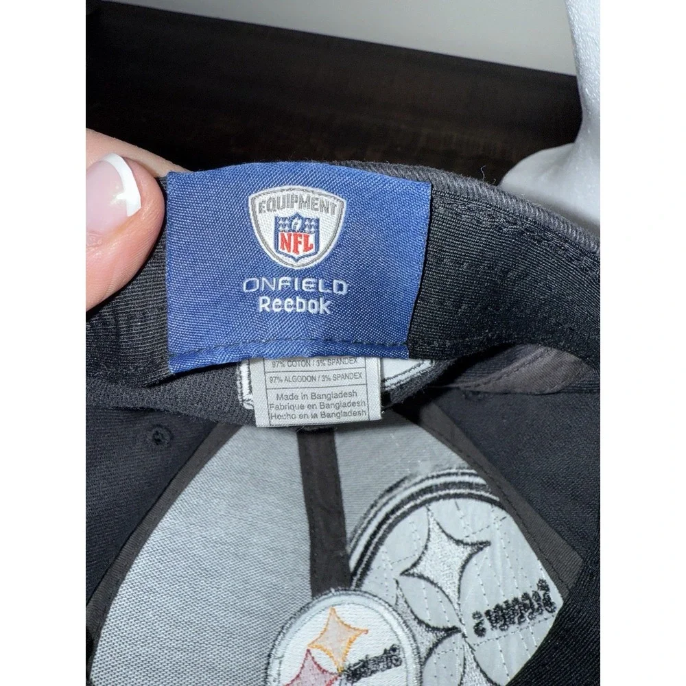 Pittsburgh Steelers‎ NFL Reebok On Field Sidelines Hat Boys 4-7 Fitted